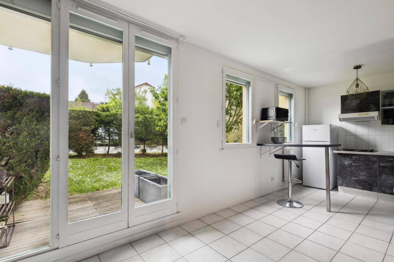 Le Glatigny- Chesnay Apartment Le Chesnay  Exterior foto